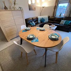 Apartment Met Priveparking, Ostende